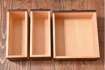 中古　北海道民芸家具　滑らかな木の質感が魅力的な面白小箱(小引き出し)(1)
