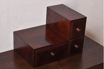 中古　北海道民芸家具　滑らかな木の質感が魅力的な面白小箱(小引き出し)(2)