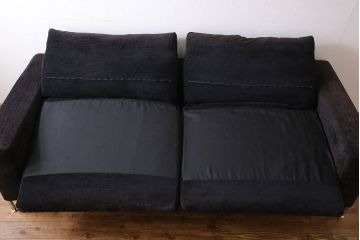 中古　Cassinaixc.(カッシーナイクスシー)　BOX sofa(ボックス ソファ)　2人掛けワイドアームソファ