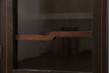 アンティーク家具　和製アンティーク　大正浪漫の雰囲気漂う　扉付き本棚(ブックケース、本箱、キャビネット)