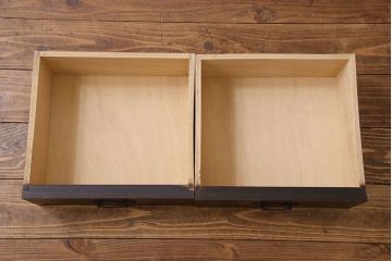 アンティーク家具　和製アンティーク　大正浪漫の雰囲気漂う　扉付き本棚(ブックケース、本箱、キャビネット)