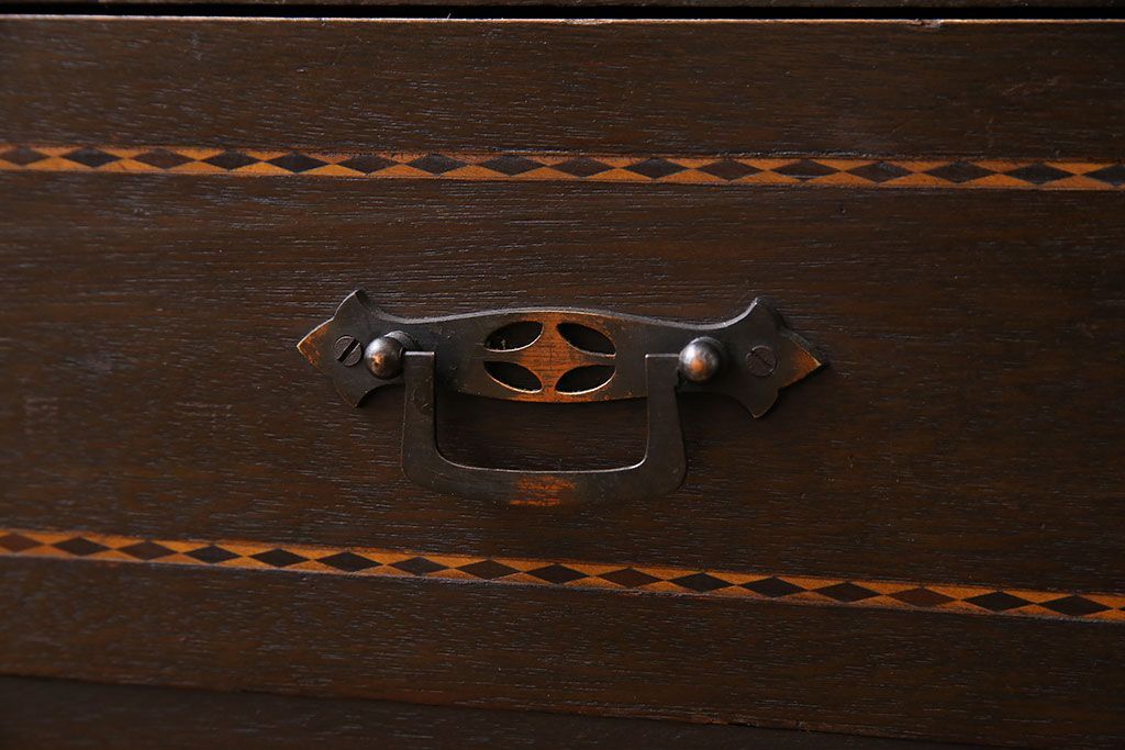 アンティーク家具　和製アンティーク　大正浪漫の雰囲気漂う　扉付き本棚(ブックケース、本箱、キャビネット)