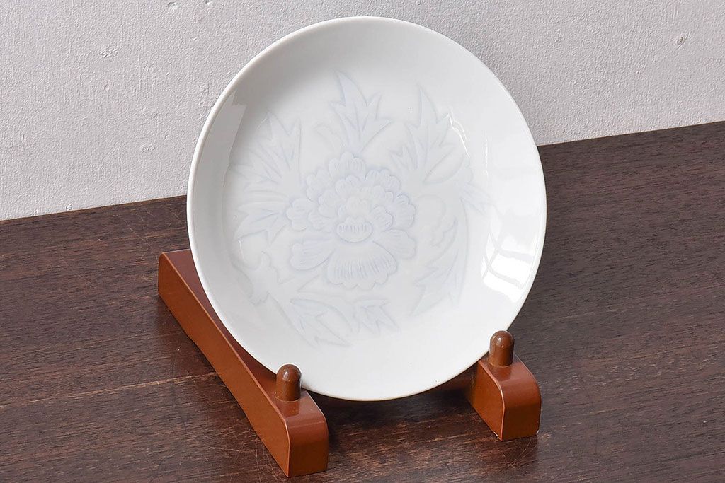 人間国宝 井上萬二監修 白磁染牡丹彫文 額皿 公式】アンティーク家具ラフジュ工房商品詳細ページアンティーク雑貨
