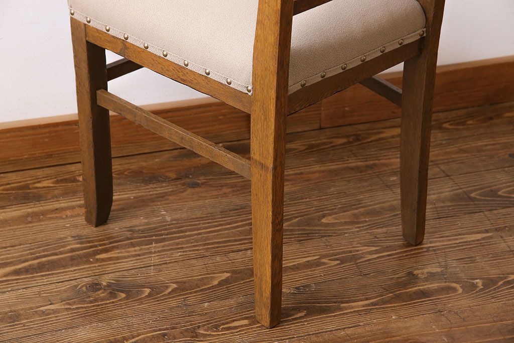 レトロ家具　昭和レトロ　温かな雰囲気漂うアンティークチェア(椅子、イス、ダイニングチェア)