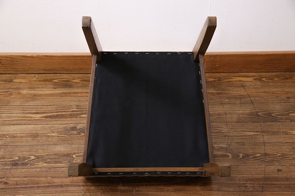 レトロ家具　昭和レトロ　温かな雰囲気漂うアンティークチェア(椅子、イス、ダイニングチェア)