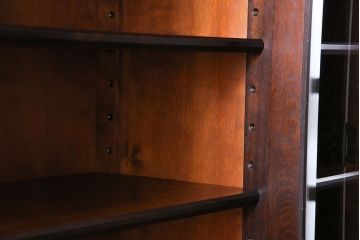 中古　北海道民芸家具　OM151　シックな食器棚(キャビネット、収納棚)(定価130万円)