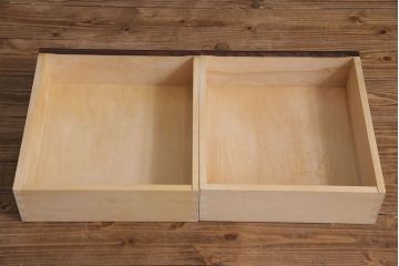 中古　北海道民芸家具　OM151　シックな食器棚(キャビネット、収納棚)(定価130万円)