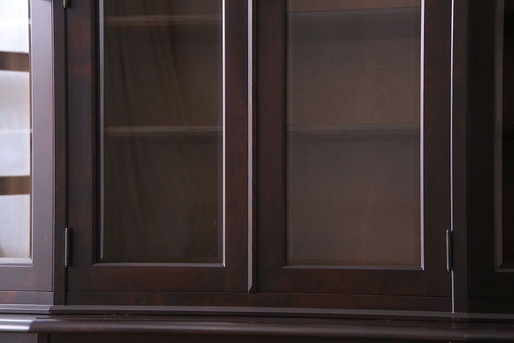 中古　北海道民芸家具　OM151　シックな食器棚(キャビネット、収納棚)(定価130万円)