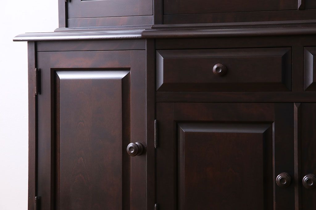 中古　北海道民芸家具　OM151　シックな食器棚(キャビネット、収納棚)(定価130万円)