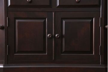 中古　北海道民芸家具　OM151　シックな食器棚(キャビネット、収納棚)(定価130万円)