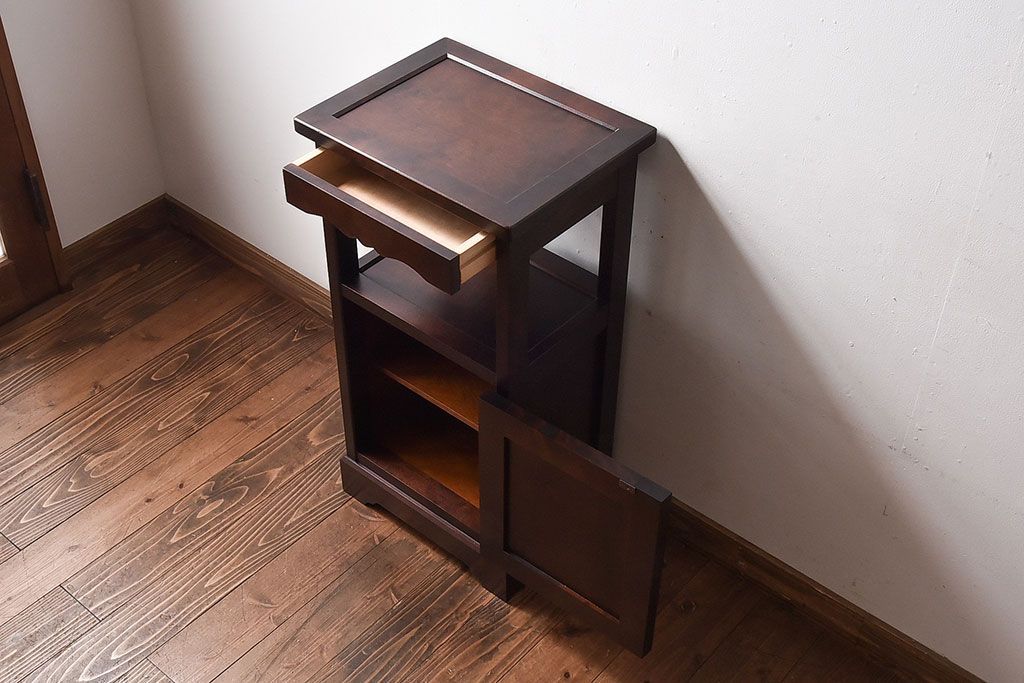 アンティーク雑貨　中古　北海道民芸家具　HM861K　小振りな電話台(キャビネット、飾り台、花台)