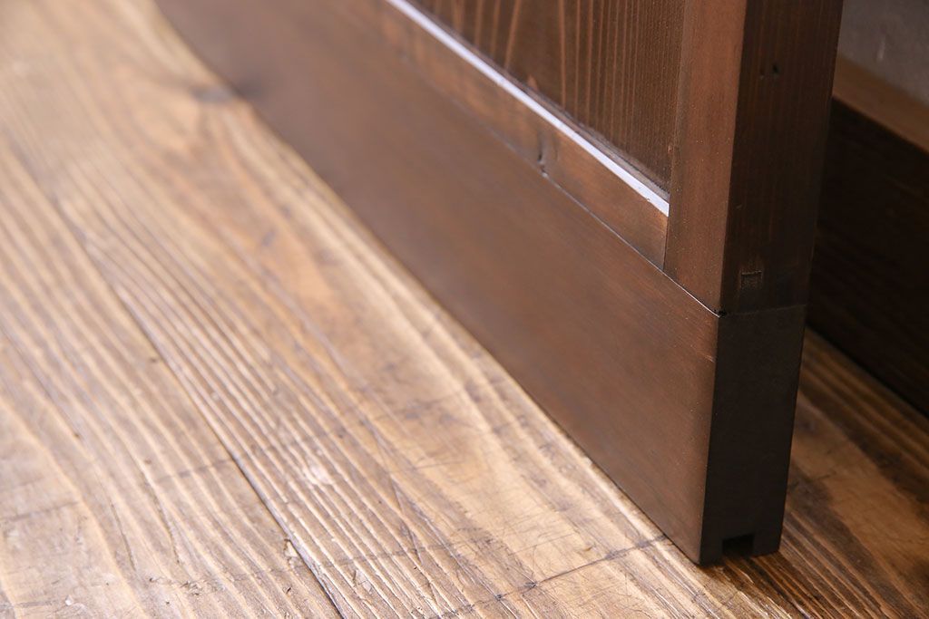 和製アンティーク　木製　背の高いシンプルな引き戸(建具)