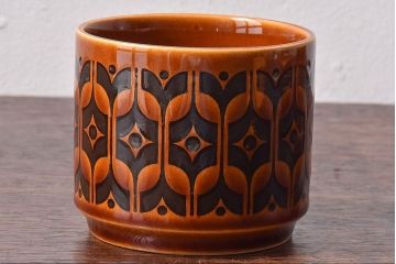 アンティーク雑貨　イギリスビンテージ　HORNSEA(ホーンジー)HEIRLOOM(エアルーム)シリーズ　カップ&ソーサー2客セット(洋食器)(1)