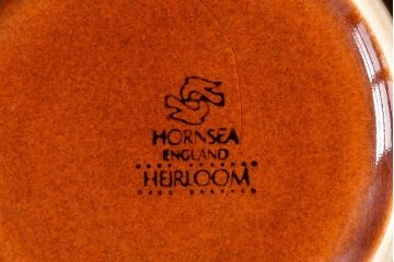 アンティーク雑貨　イギリスビンテージ　HORNSEA(ホーンジー)HEIRLOOM(エアルーム)シリーズ　カップ&ソーサー2客セット(洋食器)(1)