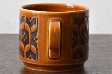 アンティーク雑貨　イギリスビンテージ　HORNSEA(ホーンジー)HEIRLOOM(エアルーム)シリーズ　カップ&ソーサー2客セット(洋食器)(2)