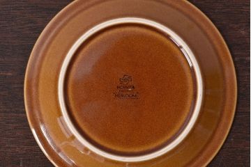 アンティーク雑貨　イギリスビンテージ　HORNSEA(ホーンジー)HEIRLOOM(エアルーム)シリーズ　カップ&ソーサー3客セット(洋食器)
