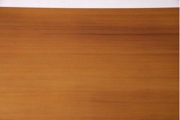 ヴィンテージ家具　和製ビンテージ　希少　整然とした木目が美しい突板チーク材のデスク(ワークデスク、在宅ワーク、在宅用、オフィスデスク)