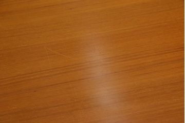 ヴィンテージ家具　和製ビンテージ　希少　整然とした木目が美しい突板チーク材のデスク(ワークデスク、在宅ワーク、在宅用、オフィスデスク)