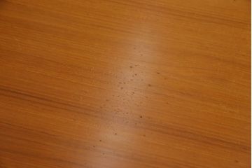 ヴィンテージ家具　和製ビンテージ　希少　整然とした木目が美しい突板チーク材のデスク(ワークデスク、在宅ワーク、在宅用、オフィスデスク)