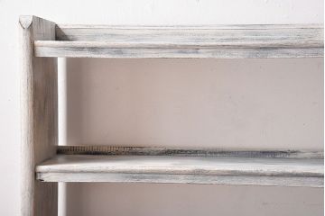 ペイント家具　シャビーな風合いが魅力的な本棚(飾り棚、陳列棚)