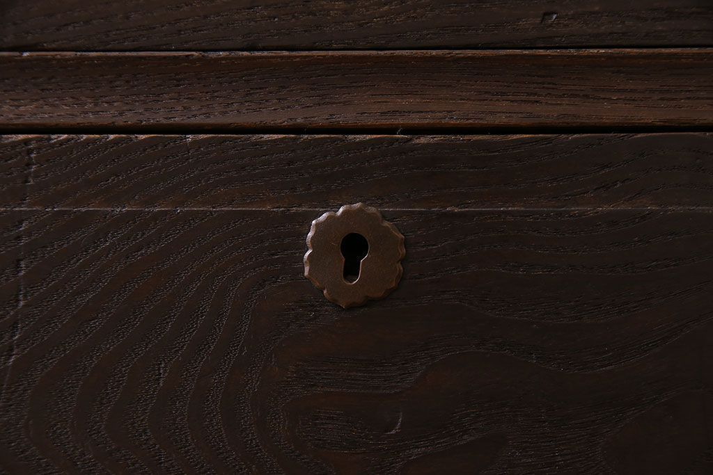 アンティーク家具　和製アンティーク　前面ケヤキ材　古い木の質感のタンスローチェスト(引き出し、テレビ台)