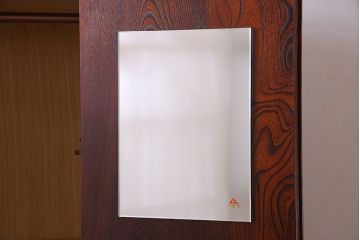 中古　伝統工芸　岩谷堂箪笥　木目が存在感を放つワードローブ(洋服タンス、洋服箪笥)(定価60万円)