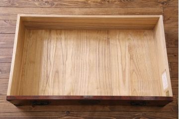 中古　伝統工芸　岩谷堂箪笥　木目が存在感を放つワードローブ(洋服タンス、洋服箪笥)(定価60万円)