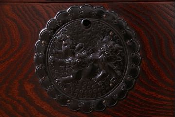 中古　伝統工芸　岩谷堂箪笥　木目が存在感を放つワードローブ(洋服タンス、洋服箪笥)(定価60万円)