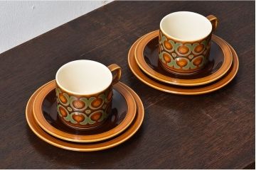 アンティーク雑貨　イギリスビンテージ　HORNSEA(ホーンジー)　BRONTE(ブロンテ)シリーズ　カップ&ソーサー&プレート2客セット(洋食器)(2)