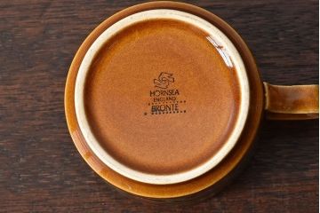 アンティーク雑貨　イギリスビンテージ　HORNSEA(ホーンジー)　BRONTE(ブロンテ)シリーズ　カップ&ソーサー&プレート2客セット(洋食器)(2)