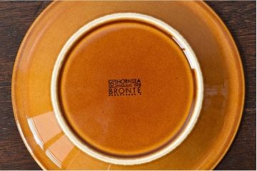 アンティーク雑貨　イギリスビンテージ　HORNSEA(ホーンジー)　BRONTE(ブロンテ)シリーズ　カップ&ソーサー&プレート2客セット(洋食器)(2)