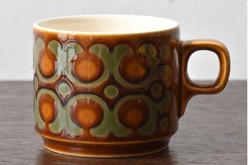 アンティーク雑貨　イギリスビンテージ　HORNSEA(ホーンジー)　BRONTE(ブロンテ)シリーズ　カップ&ソーサー&プレート2客セット(洋食器)(2)