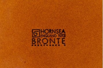 アンティーク雑貨　イギリスビンテージ　HORNSEA(ホーンジー)　BRONTE(ブロンテ)シリーズ　カップ&ソーサー&プレート2客セット(洋食器)(2)