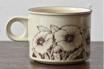 アンティーク雑貨　イギリスビンテージ　HORNSEA(ホーンジー)　Cornrose(コーンローズ)シリーズ　カップ&ソーサー2客セット(1)