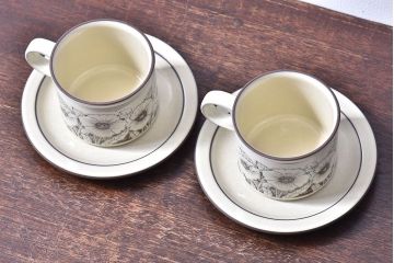 アンティーク雑貨　イギリスビンテージ　HORNSEA(ホーンジー)　Cornrose(コーンローズ)シリーズ　カップ&ソーサー2客セット(3)
