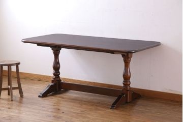 中古　松本民芸家具　シックな4人掛けダイニングテーブル(T型食卓)(定価約32万円)