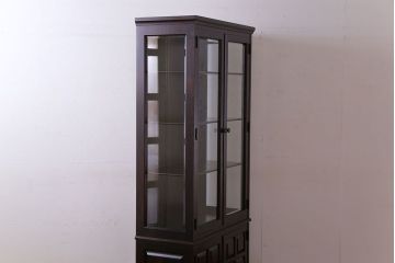 中古　希少な廃盤品!!　北海道民芸家具　OM158　上質な三方ガラス飾り棚(陳列棚、ガラスケース)