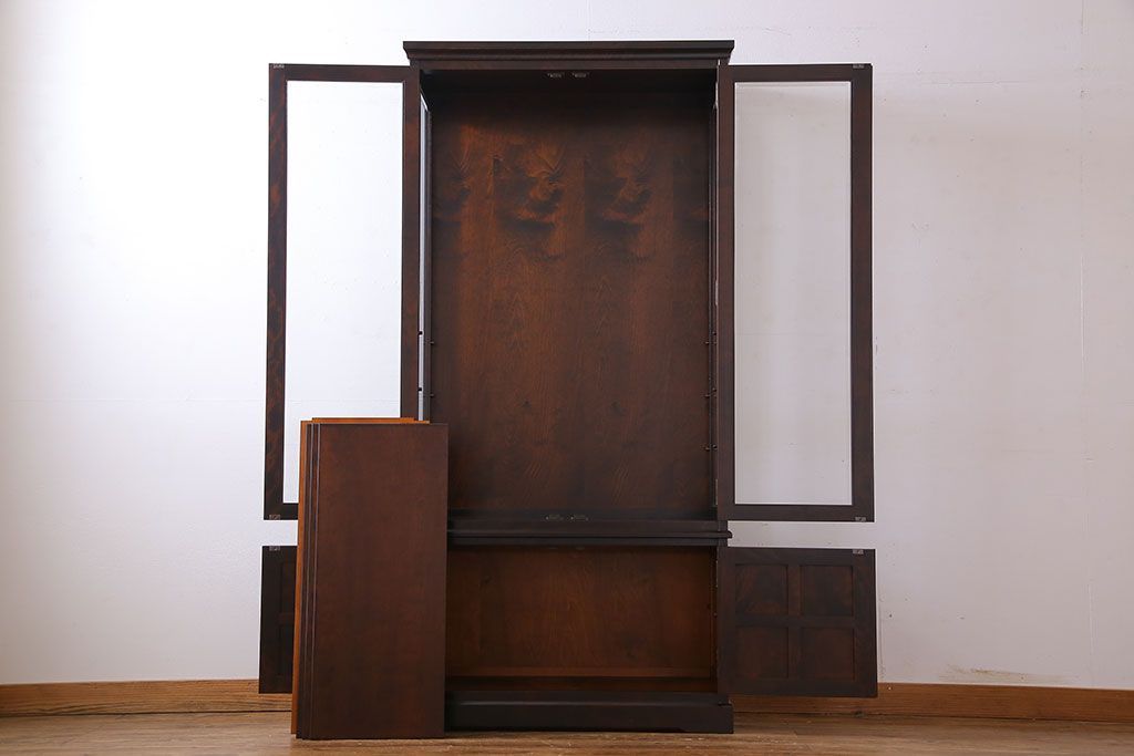 中古　希少な廃盤品!!　北海道民芸家具　OM158　上質な三方ガラス飾り棚(陳列棚、ガラスケース)