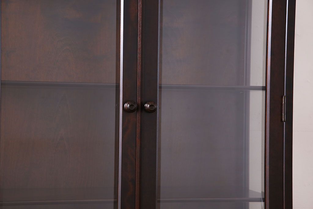 中古　希少な廃盤品!!　北海道民芸家具　OM158　上質な三方ガラス飾り棚(陳列棚、ガラスケース)