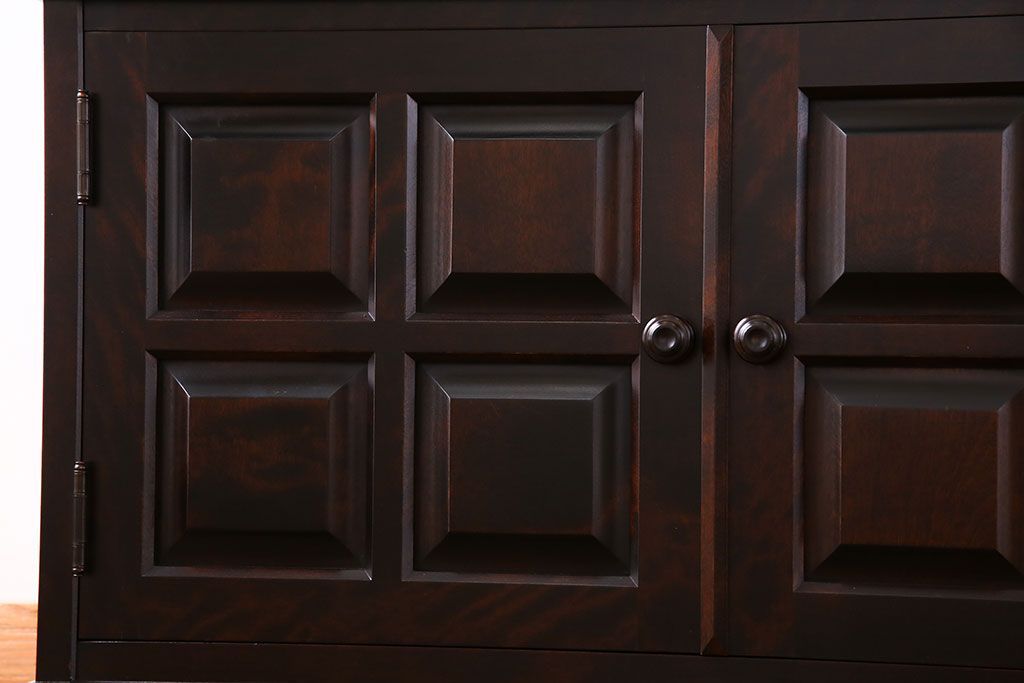 中古　希少な廃盤品!!　北海道民芸家具　OM158　上質な三方ガラス飾り棚(陳列棚、ガラスケース)