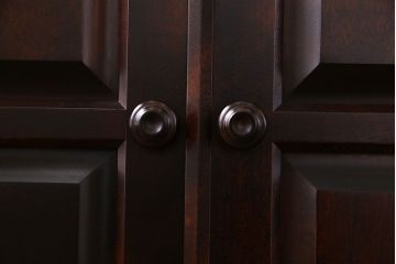 中古　希少な廃盤品!!　北海道民芸家具　OM158　上質な三方ガラス飾り棚(陳列棚、ガラスケース)