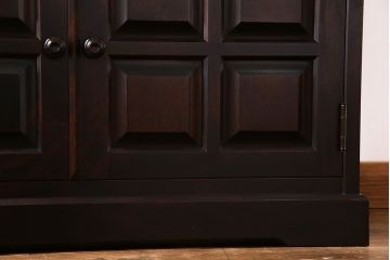 中古　希少な廃盤品!!　北海道民芸家具　OM158　上質な三方ガラス飾り棚(陳列棚、ガラスケース)