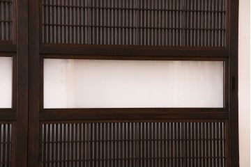 和製アンティーク　細かな桟が美しい裏障子付き格子戸(引き戸、建具)4枚セット