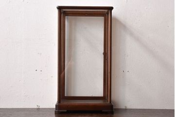 アンティーク家具　和製アンティーク　カバ材　味わい深い風合いのガラスケース