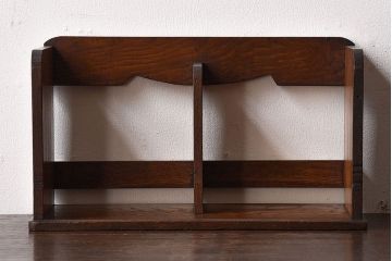 アンティーク雑貨　和製アンティーク　栓材　卓上でも使える深みのある色合いのブックスタンド(本立て)