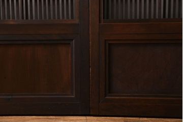 昭和期　腰板ケヤキ材　裏障子付き　上品な雰囲気漂うガラス帯格子戸(引き戸、建具)2枚セット(2)