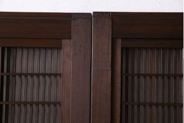 和製アンティーク　腰板ケヤキ材　細かな桟が美しい上質な裏障子付き格子戸(引き戸、建具)4枚セット
