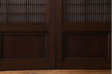 和製アンティーク　腰板ケヤキ材　細かな桟が美しい上質な裏障子付き格子戸(引き戸、建具)4枚セット