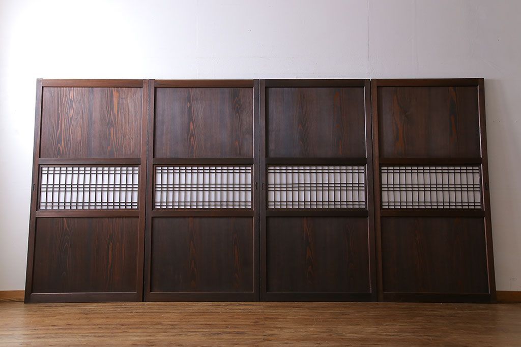 和製アンティーク　障子付き　どっしりとした存在感と繊細な雰囲気漂う格子帯戸(板戸、障子戸、引き戸、建具)4枚セット