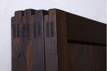 和製アンティーク　障子付き　どっしりとした存在感と繊細な雰囲気漂う格子帯戸(板戸、障子戸、引き戸、建具)4枚セット